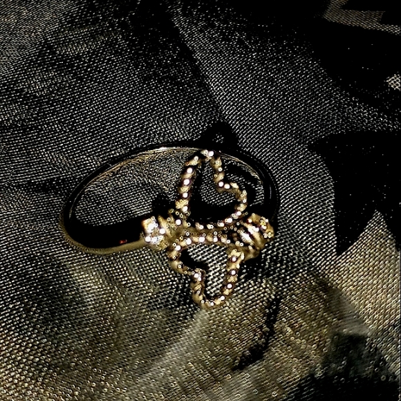 Heart Ring - Picture 7 of 8